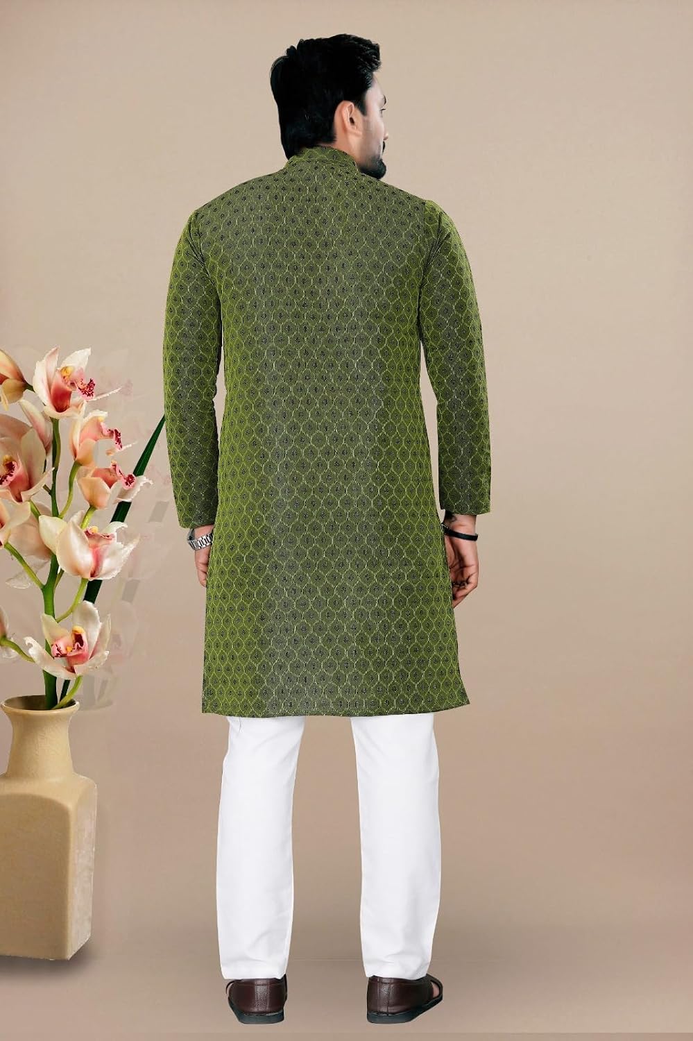 Valaki Kurta Pajama Set for Men Cotton Blend Kurta Pyjama
