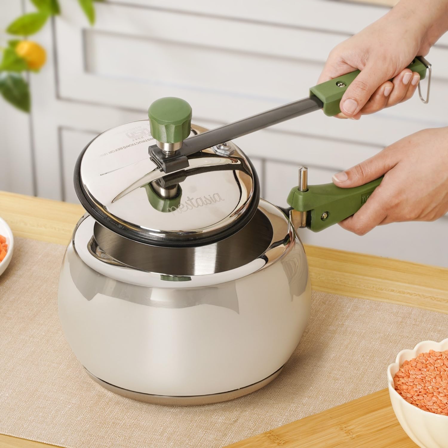 Nestasia Stainless Steel Bottom Triply Pressure Cooker 3 Litres Inner Lid (5 Years Warranty) – Gas & Induction Base Pressure Cooker with Leakproof Lid & Heat-Resistant Handle | ISI Certified